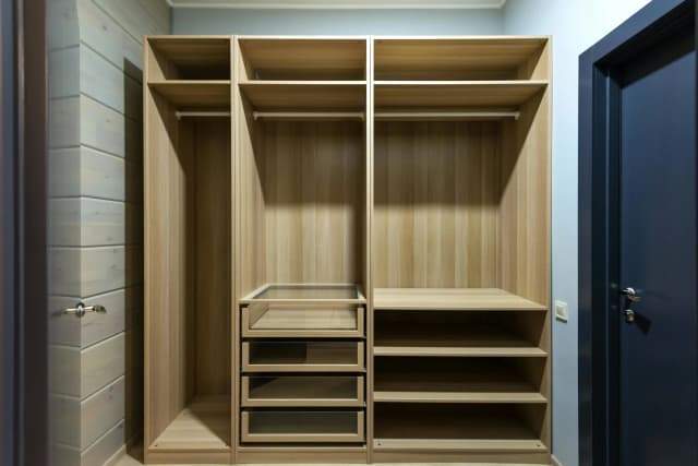 master-bedroom-interior-design-cost-in-delhi-ncr-c6.3