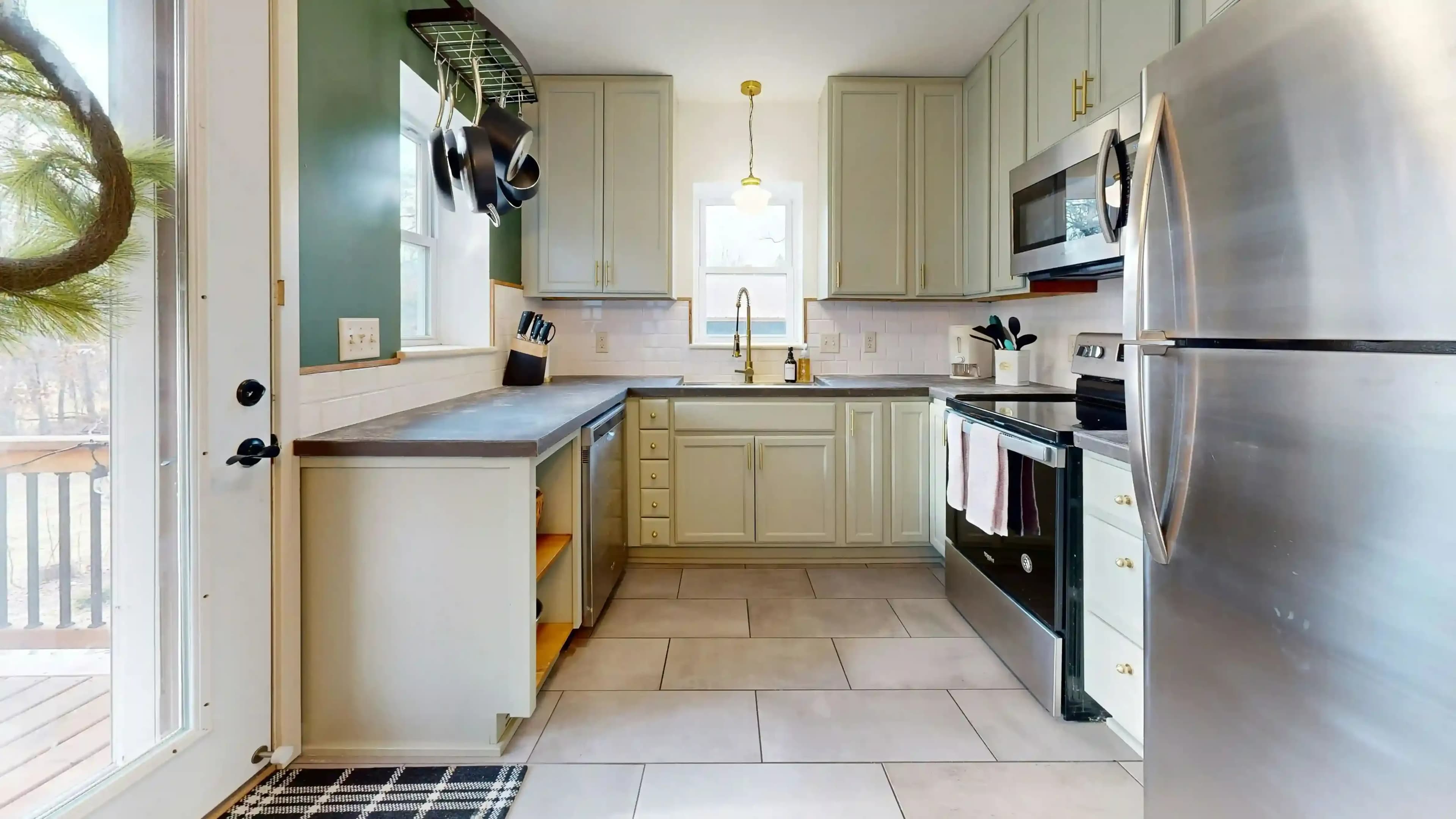 modular-kitchen-cost-in-gurgaon-2026-c14-5