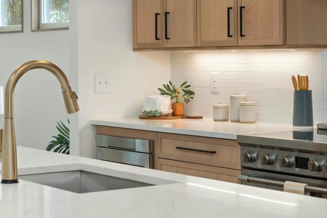 modular-kitchen-cost-in-noida-2026-c15-5