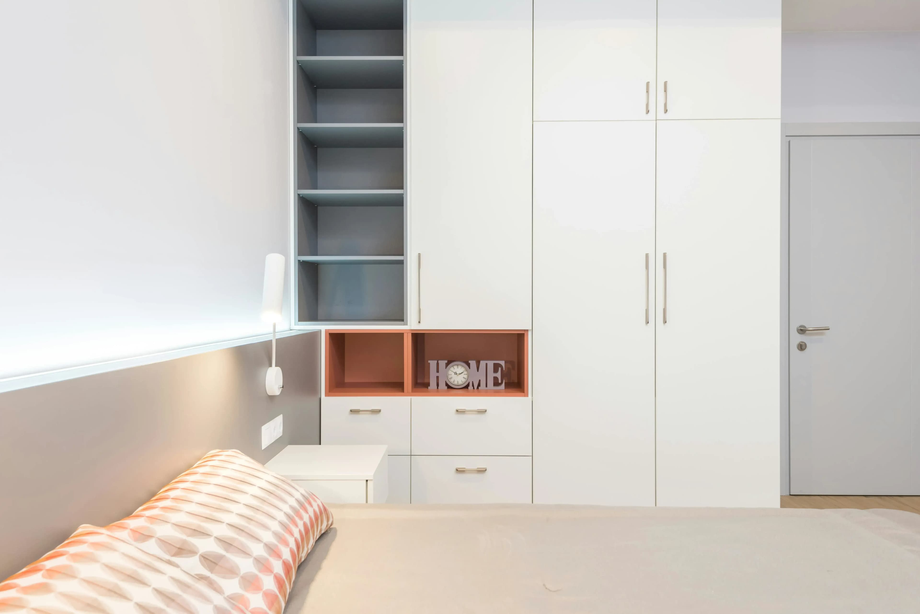 wardrobe-interior-designers-in-delhi-ncr-s15.3