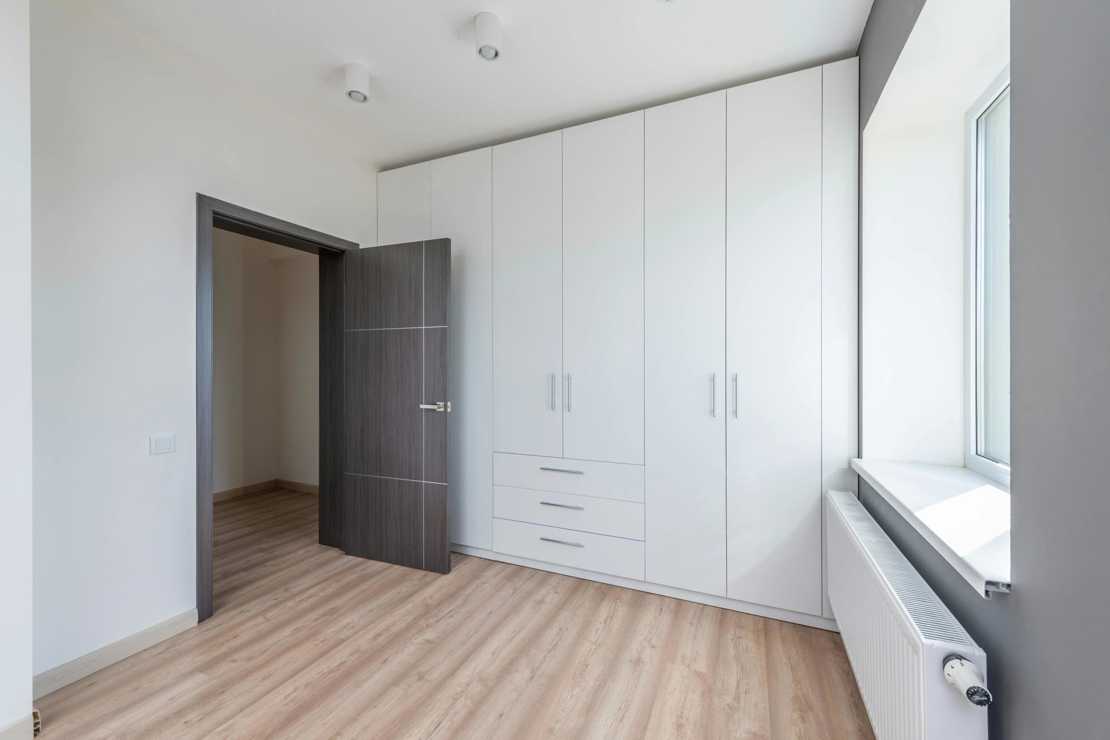 Wardrobe Interior Designers in Delhi NCR-s15.7